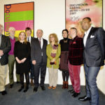 Auftritt der Kuratoren: René Block (Leiter der Kunsthalle Fridericianum 1997–2006), Rein Wolfs (Leiter der Kunsthalle Fridericianum 2007–2013), Susanne Pfeffer (Leiterin der Kunsthalle Fridericianum seit 2013), Documenta 14-Leiter Adam Szymczyk, documenta GmbH-Geschäftsführer Bernd Leifeld, dOCUMENTA (13)-Leiterin Carolyn Christov-Bakargiev, documenta X-Assistentin der künstlerischen Leitung Hortensia Völckers, documenta 12-Leiter Roger M. Buergel und Dokumenta11-Leiter Okwui Enwesor (v.l.). Foto: Markus Frohme Auftritt der Kuratoren: René Block (Leiter der Kunsthalle Fridericianum 1997–2006), Rein Wolfs (Leiter der Kunsthalle Fridericianum 2007–2013), Susanne Pfeffer (Leiterin der Kunsthalle Fridericianum seit 2013), Documenta 14-Leiter Adam Szymczyk, documenta GmbH-Geschäftsführer Bernd Leifeld, dOCUMENTA (13)-Leiterin Carolyn Christov-Bakargiev, documenta X-Assistentin der künstlerischen Leitung Hortensia Völckers, documenta 12-Leiter Roger M. Buergel und Dokumenta11-Leiter Okwui Enwesor (v.l.). Foto: Markus Frohme