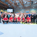 Die Vertreter der nordhessischen Mobilitätswirtschaft posieren vor dem Spitzenspiel der MT Melsungen gegen die SG Flensburg-Handewitt fürs Foto. Foto: Alibek Käsler Die Vertreter der nordhessischen Mobilitätswirtschaft posieren vor dem Spitzenspiel der MT Melsungen gegen die SG Flensburg-Handewitt fürs Foto. Foto: Alibek Käsler