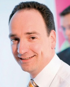 Holger Vogt, Geschäftsführer der Vogt Foliendruck GmbH in Hessisch Lichtenau. Sein Unternehmen ist spezialisiert auf die Veredelung von Printprodukten, die einen bleibenden Eindruck hinterlassen sollen. Holger Vogt, Geschäftsführer der Vogt Foliendruck GmbH in Hessisch Lichtenau. Sein Unternehmen ist spezialisiert auf die Veredelung von Printprodukten, die einen bleibenden Eindruck hinterlassen sollen.