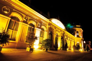 Die Orangierie beherbergt das Astronomisch-Physikalische Kabinett und das Planetarium. Foto: Mario Zgoll