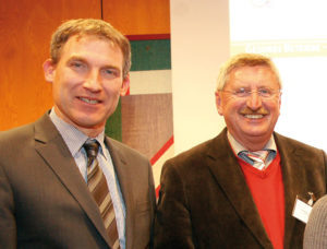 Holger Schach (Geschäftsführer Regionalmanagement Nordhessen GmbH), Handwerkskammer-Präsident Heinrich Gringel. Foto: Mario Zgoll