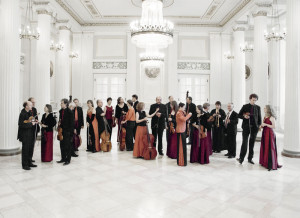 Die Akademie für Alte Musik Berlin wurde 1982 gegründet und gehört heute zur absoluten Weltspitze der Kammerorchester. Am 17. November gestaltet sie das Abschlusskonzert der Kasseler Musiktage in der Stadthalle. Foto: Kristof Fischer