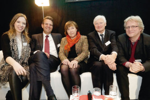 Sängerin Katja Friedenberg, E.ON-Vorstand Georg von Meibom, Journalistin Christiane Kohl, Pro Nordhessen-Vorstand Dr. Klaus Lukas und Trickfilmregisseur Thomas Stellmach (v.l.). Foto: Mario Zgoll