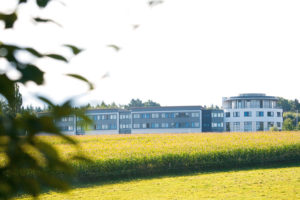 In einer Klinik können sich Patienten ganz auf ihre Therapie und Genesung konzentrieren. Foto: Schön Klinik