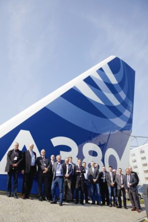 Informative Geschäftsreisen: Eine CCA-Delegation zu Besuch bei Airbus in Hamburg 2014. Foto: Airbus, M. Lindner