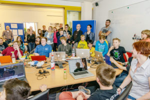 Einblick in das CoderDojo im Mai 2015. Foto: Tung Ngo / Micromata GmbH