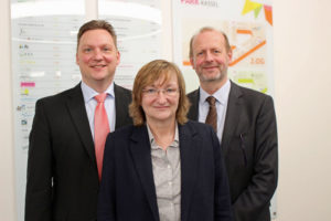 Im Amt bestätigt: Kai-Lorenz Wittrock, Dr. Heike Krömker und Dr. Thorsten Siodla (Vorsitzender). Foto: nh