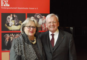 Freuen sich auf die Zusammenarbeit im Vorstand der Fördergesellschaft: Monika Gerke-Heine (neu gewähltes Vorstandsmitglied) und Vorsitzender Hans-Dieter Müller. Foto: nh